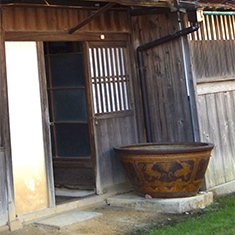 北面 大戸口